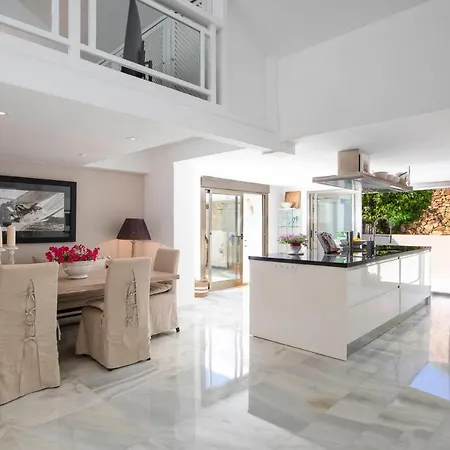 Felice , Fantastic Villa, 8 Min - & Puerto Banous, Willa *