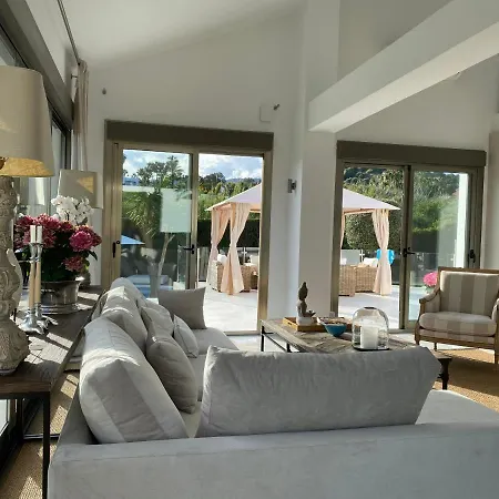 Felice , Fantastic Villa, 8 Min - & Puerto Banous, Willa Marbella